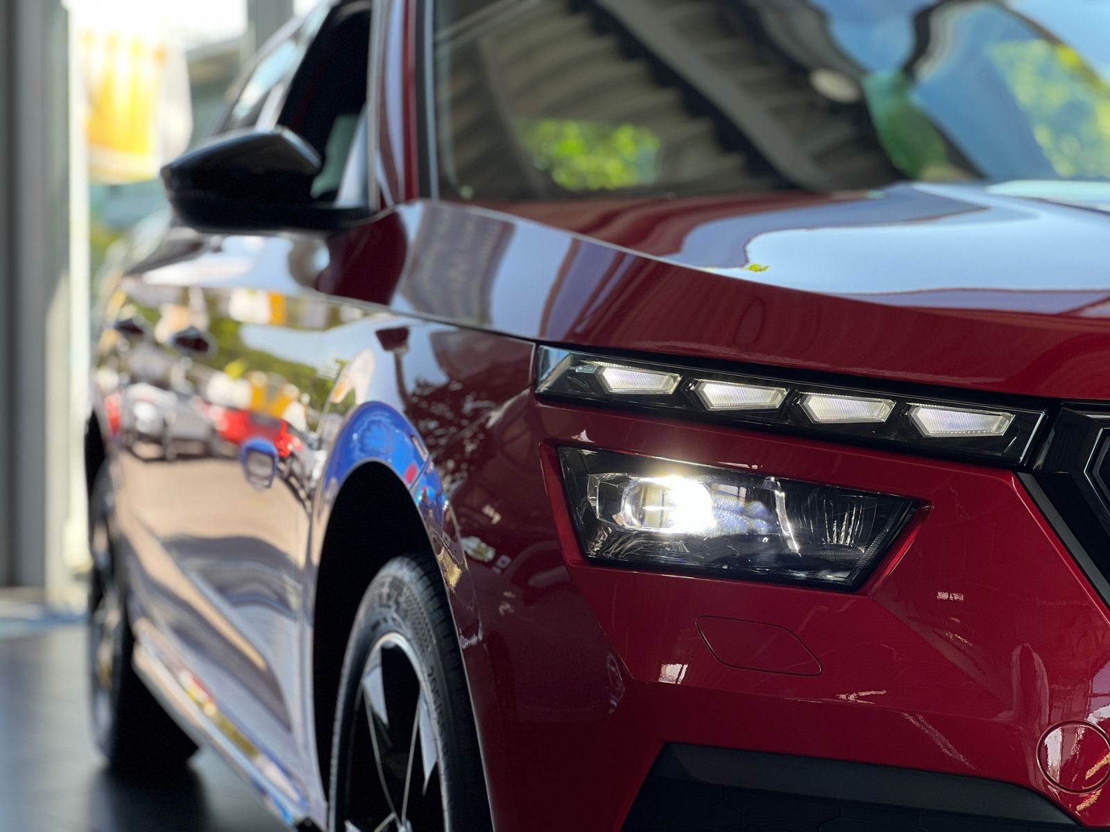 Fahrzeugabbildung SKODA KAMIQ Monte Carlo PANO LED NAV SHZ ALU