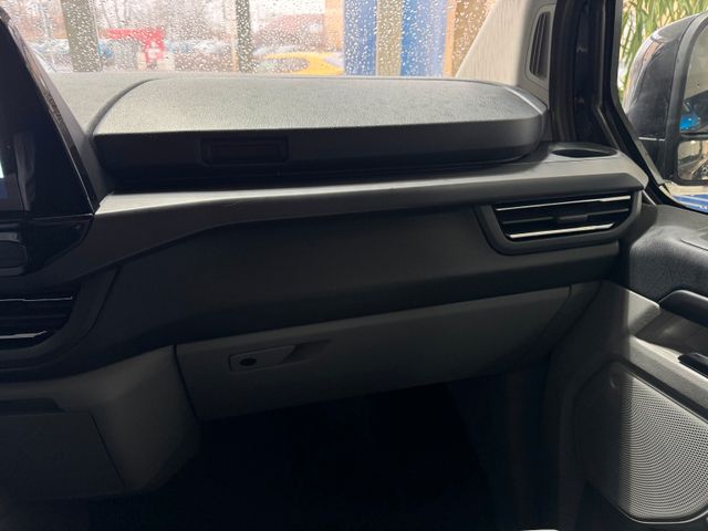 Ford Tourneo Custom 2.0 EcoBlue L1 Titanium