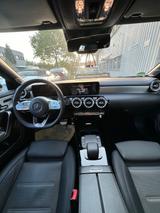 Mercedes-Benz CLA 220 d 4MATIC DCT - - Mercedes-Benz CLA 220 in Düsseldorf