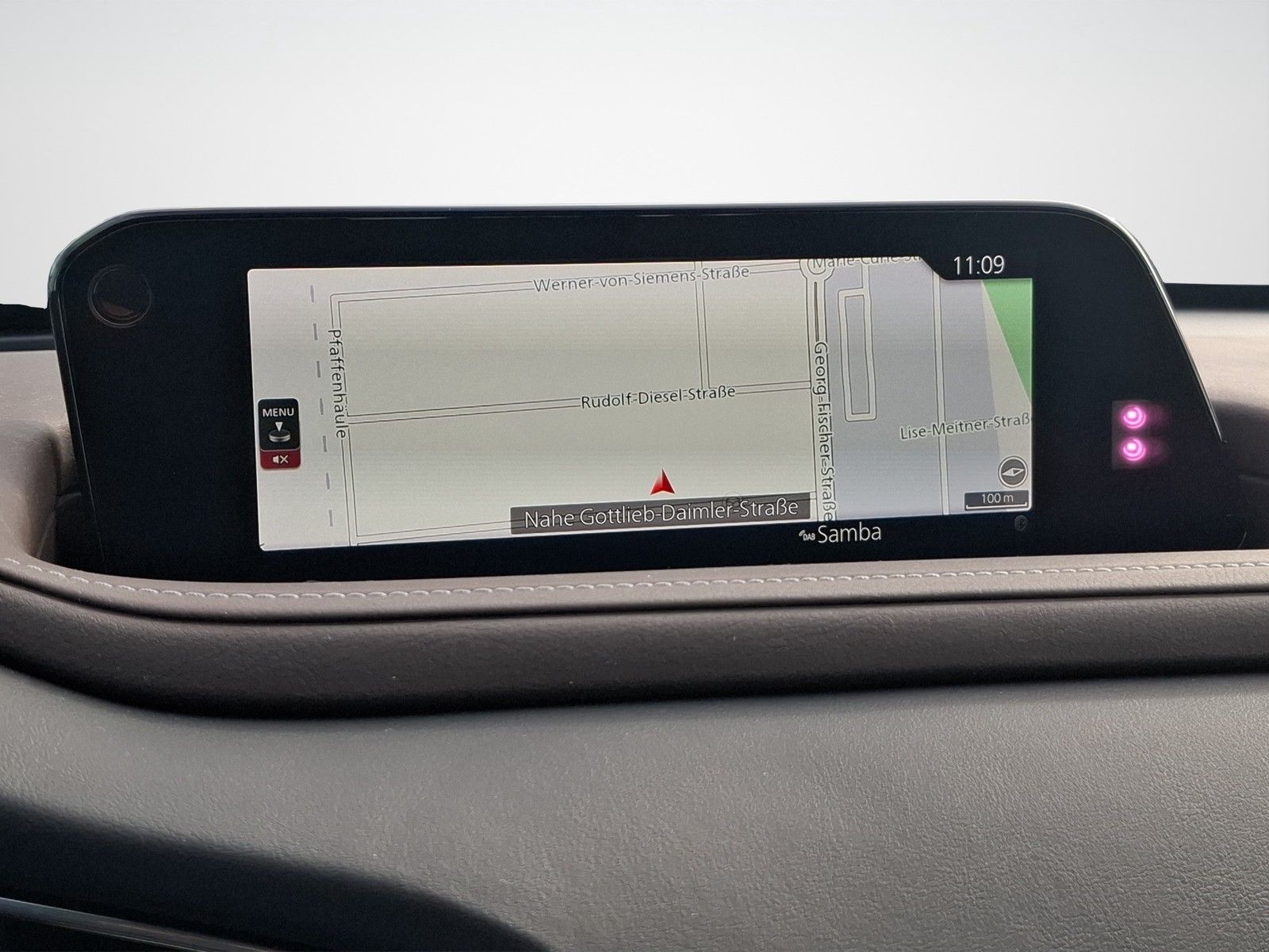 MAZDA CX-30 Selection 2.0 AWD AUTOMATIK / LEDER / MATR - Image 13