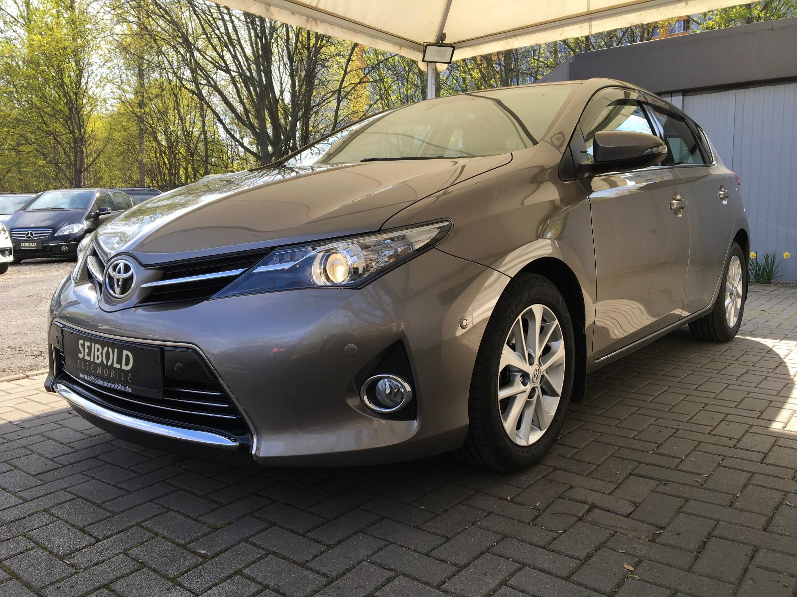 Toyota Auris 1.6 Executive Autom/1.Hd/Shz/Temp/Kamera