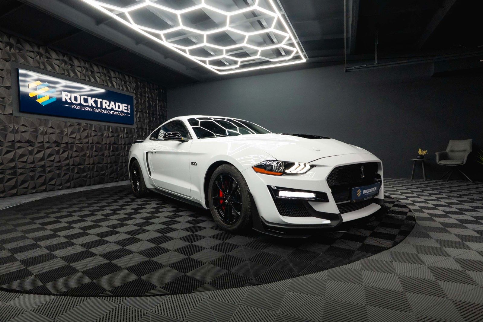 Fahrzeugabbildung Ford Mustang Shelby GT 500 5.0 V8 Performance LED 19%