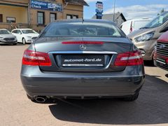 MERCEDES-BENZ E 200 CGI Coupe*Bi-Xenon*Comand*Leder*Memory
