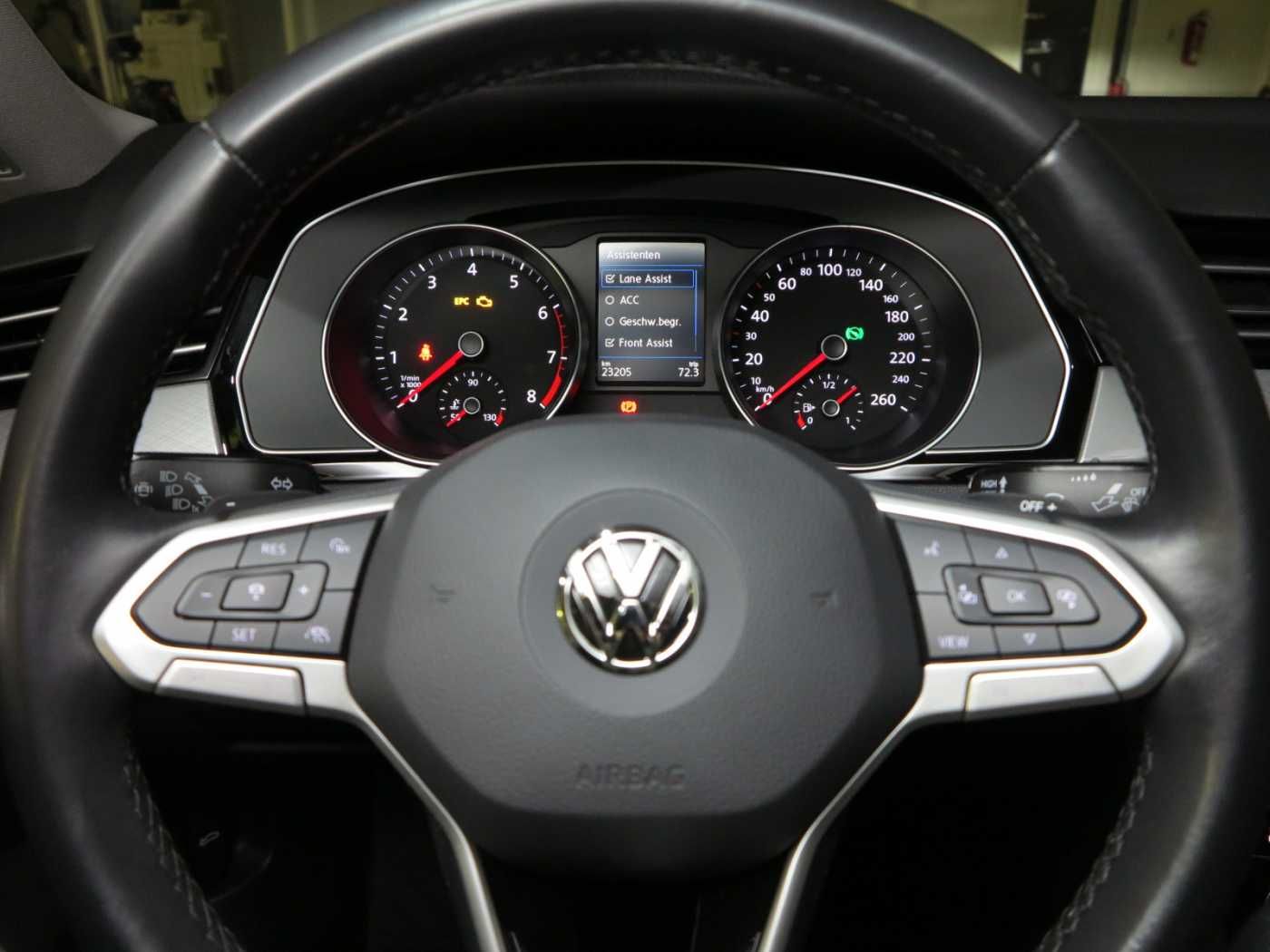 VW Passat