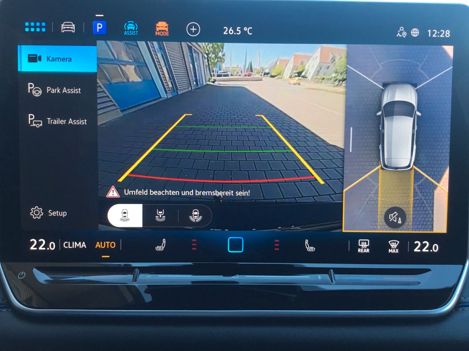 Fahrzeugabbildung Volkswagen Tiguan 2.0 TSI DSG 4M R-Line+Pano+AHK+IQLight+20