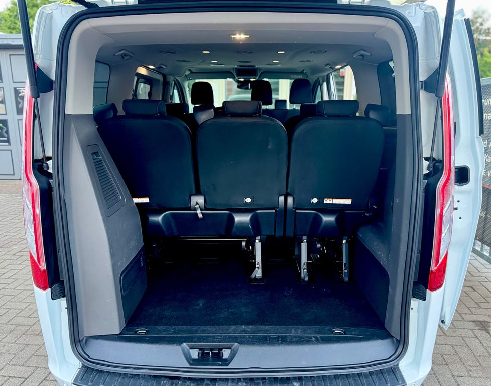 Ford Tourneo Custom 320 L1 Automatik 9Sit+2xSeitentür – Ansicht 32