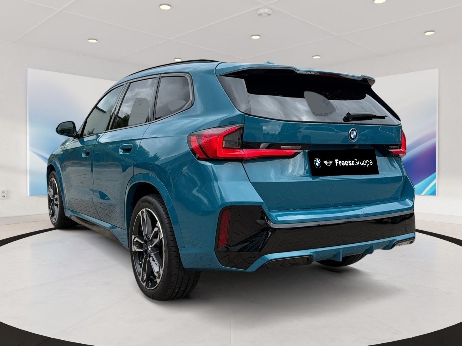 BMW X1 xDrive30e 360° HEAD-UP PANO RFK HIFI foto 4
