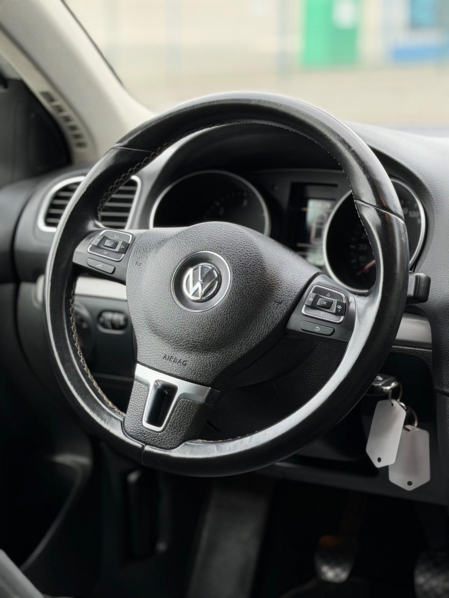 Volkswagen Golf 2013 — photo 17