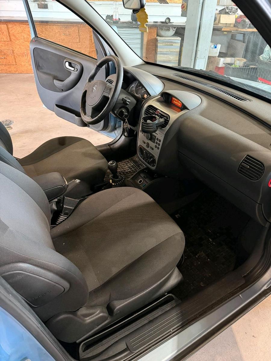 Opel Combo 2007 — photo 9