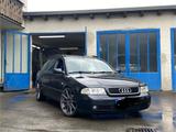 Audi A4 B5 Quattro 1.8T AJL - Audi A4 aus 1999: Kombi