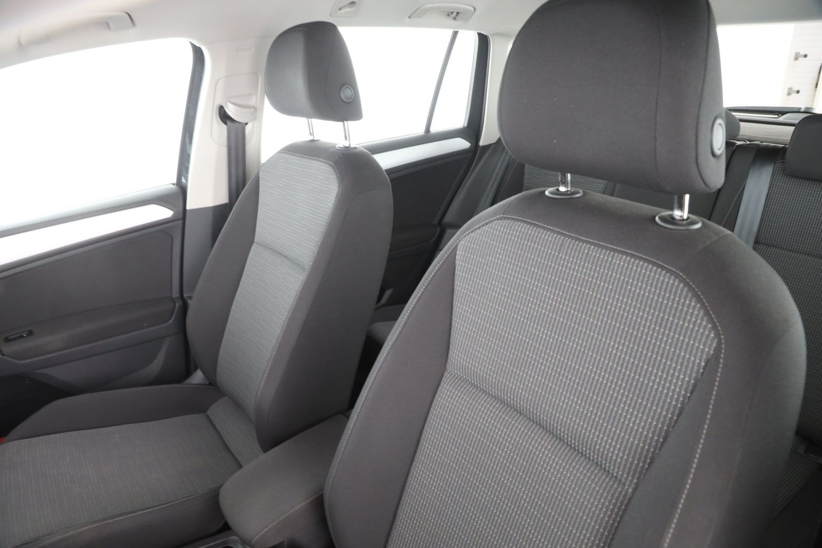 Volkswagen Tiguan - Bild 12
