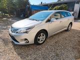 Toyota 2.0 Diesel 91kwt TÜV - Toyota Avensis in Hannover