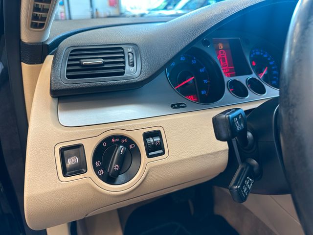MYAUTOCENTER – Gebraucht- und Jahreswagen mit Werkstattservice in Pfaffenhofen Volkswagen Passat Variant V6 FSI *4Motion*Navi*Xenon*TÜV*