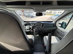 Fahrzeugabbildung Roller Team Kronos 295 TL Hub-Bett SAT TV 5 Schlafplätze