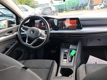 Volkswagen Golf - 8