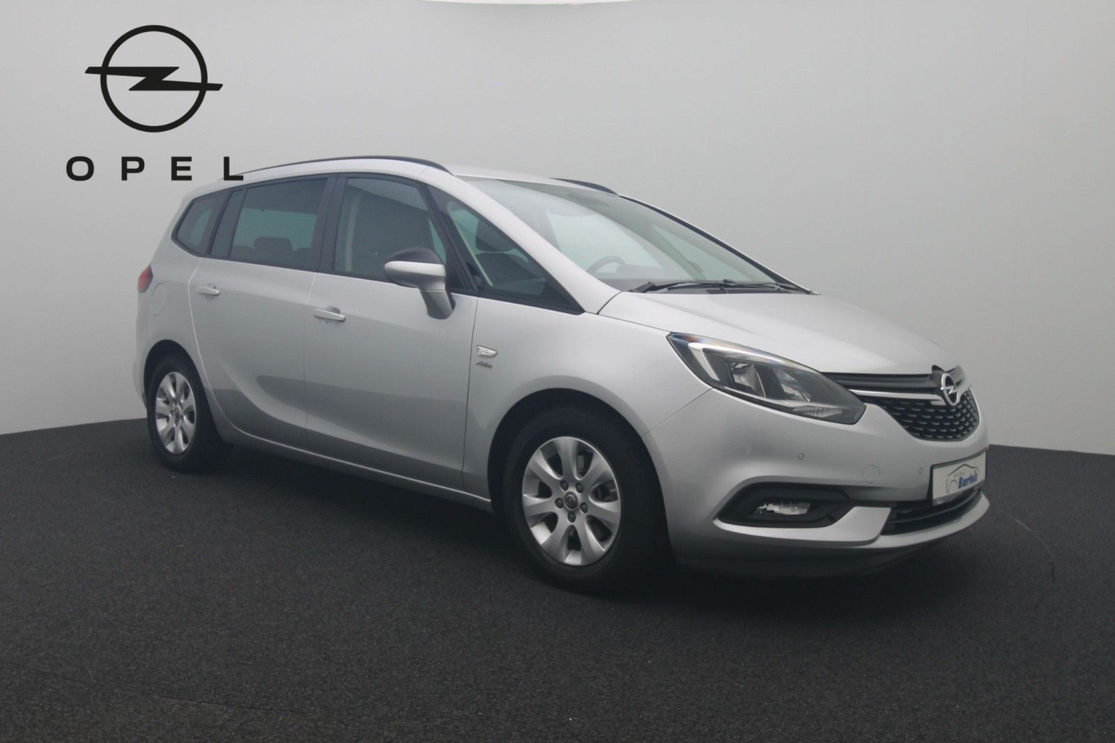 Fahrzeugabbildung Opel Zafira C 1.4 Tourer Active NAVI SHZ 7-Sitzer