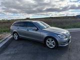Mercedes-Benz C 250 - graue Mercedes-Benz 250