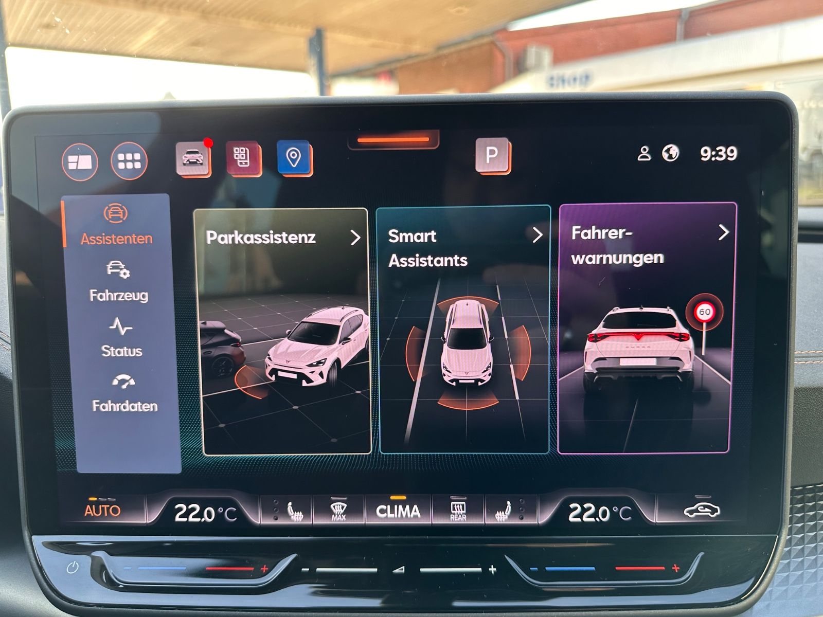 Fahrzeugabbildung CUPRA Formentor 1.5 eTSI DSG Pano/AHK/ACC/APP/LED/SHZG