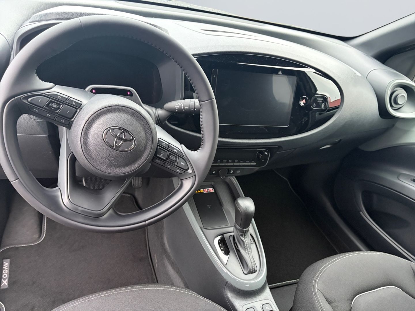 Toyota Aygo (X) - Bild 10