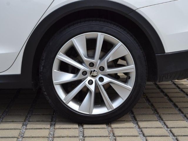Octavia 2.0 TDI 4x4 DSG Scout AHK/18-ZOLL/MATRIX