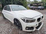 BMW 118 i Edition M Sport Shadow 1.5  Unfallschaden - BMW 118 Unfallwagen