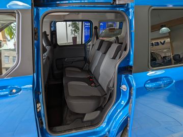 Ford Tourneo Courier Titanium WipaAHK 5JGarantie!