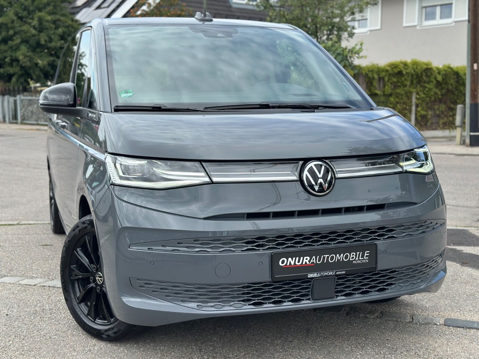 Volkswagen T7 Multivan Style LÜ Navi Pano HuD ACC H&K IQ Li