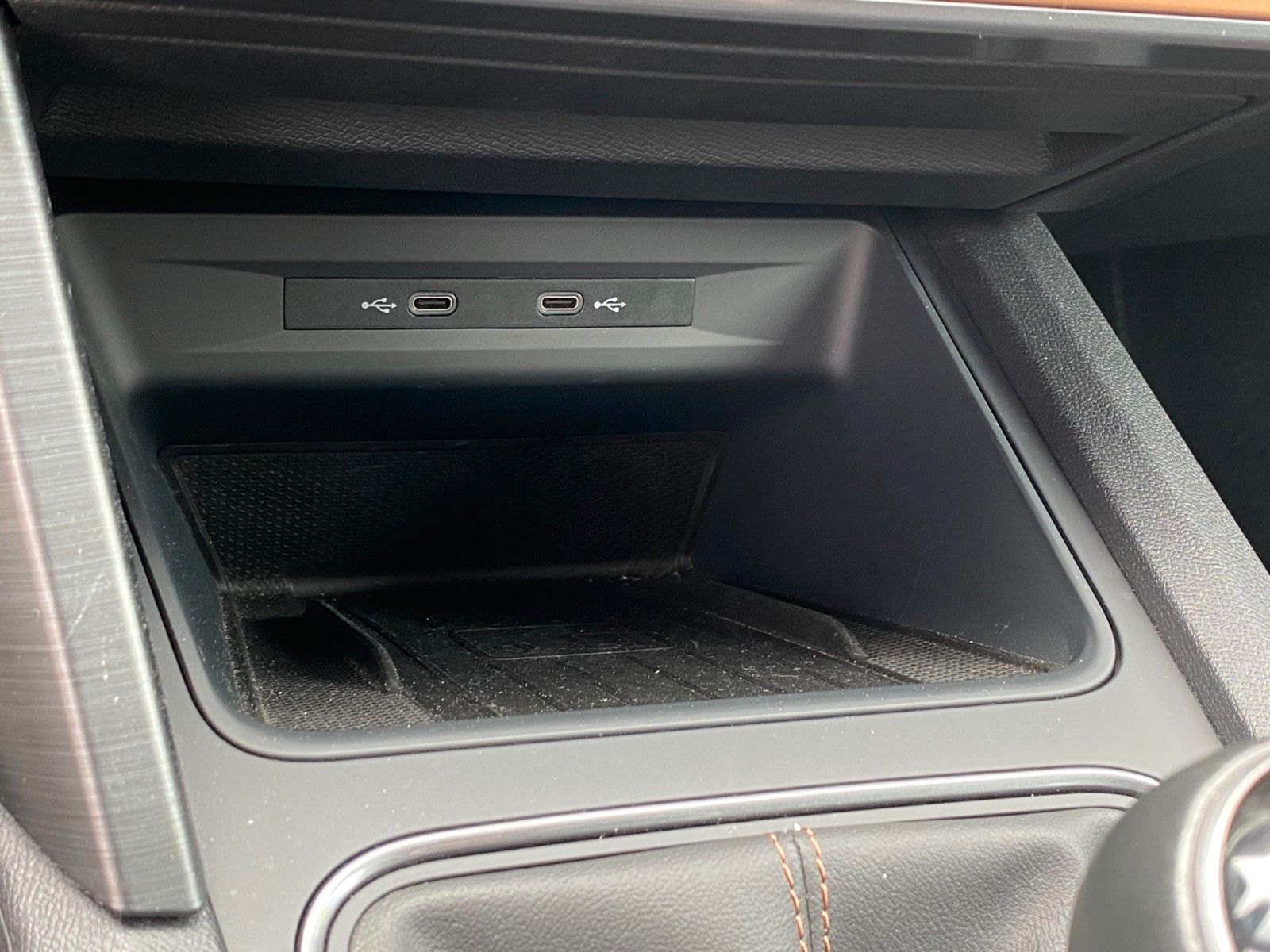 Fahrzeugabbildung CUPRA Formentor 1.5 TSI *Navi *AHZV-Vorb. *Parklenka.