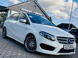 Mercedes-Benz B 180 Klasse*AMG-LINE*LEDER*NAVI'LED*KAMERA*PANO - Mercedes-Benz B-Klasse: AMG