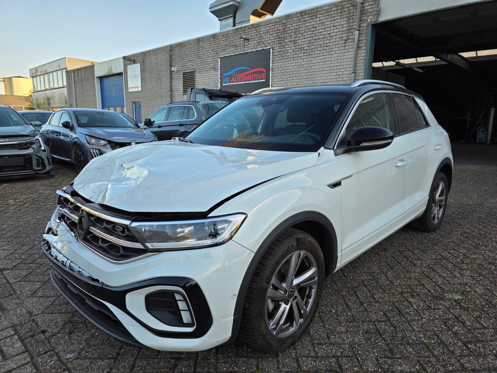 Volkswagen T-Roc R-Line DSG Virtual Navi IQ-Light Sport-Mod