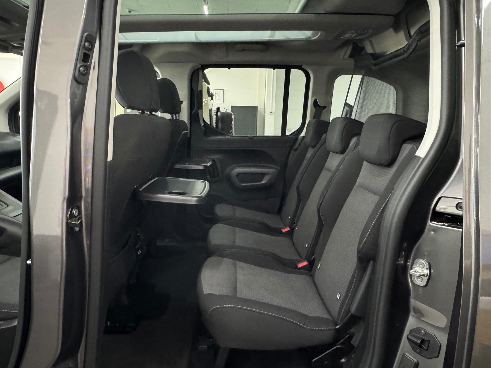 Toyota Proace City Verso L1 Executive AUT. AHK/KAMERA