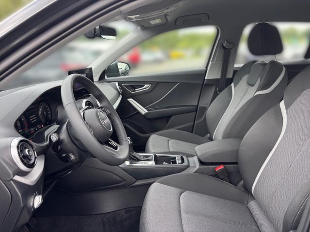 Q2 35 TFSI S line Matrix Kamera ACC CarPlay Sitz