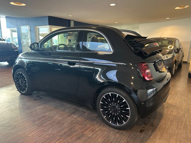 Fahrzeugabbildung Fiat 500 e La Prima 42kwh