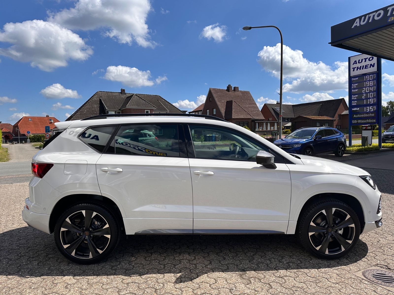 Fahrzeugabbildung CUPRA Ateca 1.5 TSI LED/Navi/APP/SHZG/LENKRADHZG/RFK