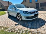 Volkswagen Golf 6 GTI Adidas DSG - Volkswagen Golf: GTI Adidas