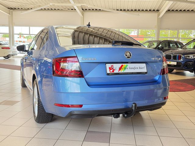 SKODA Octavia — Foto 5