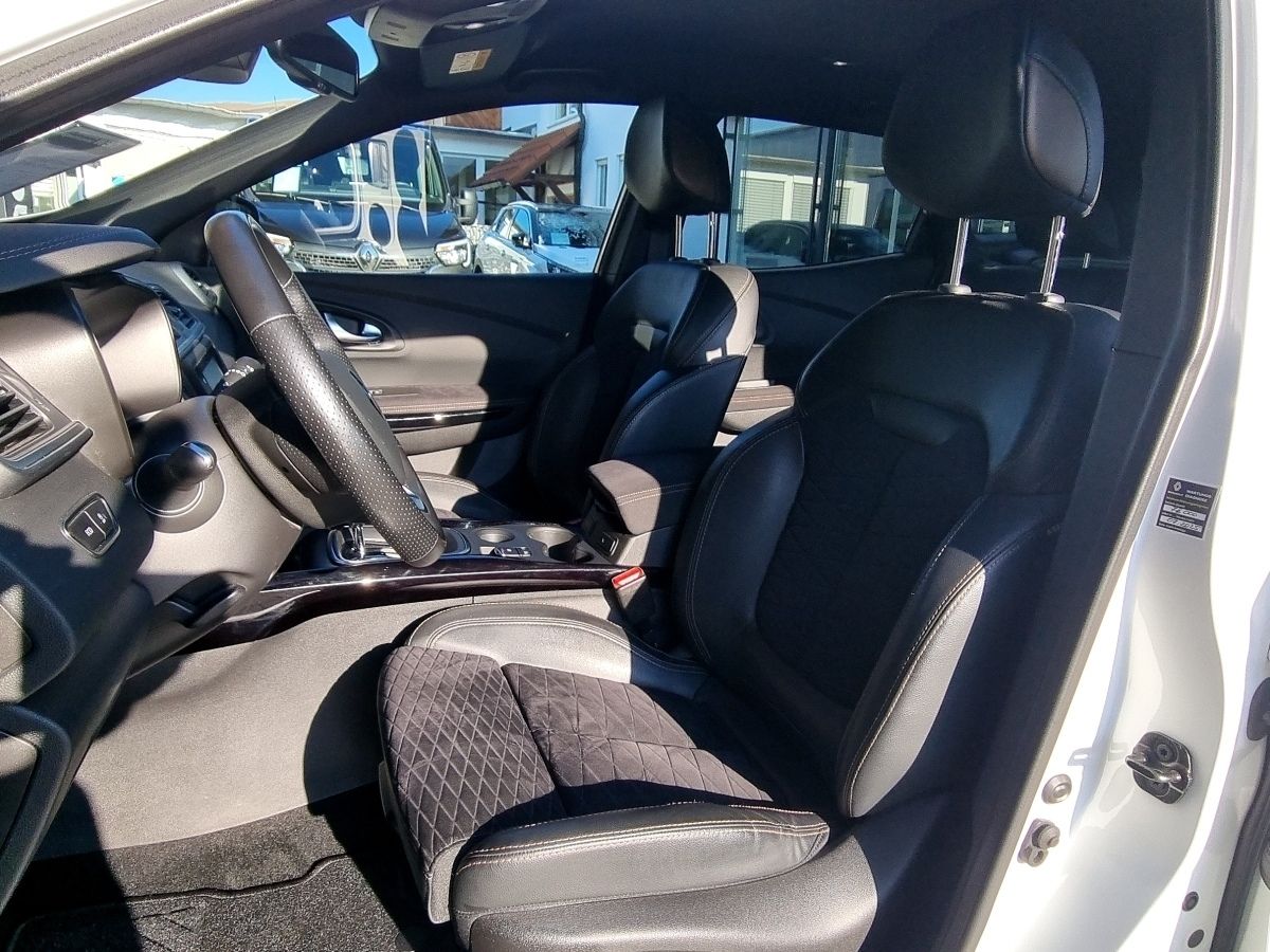 Fahrzeugabbildung Renault Kadjar Black Edition TCe 160 EDC