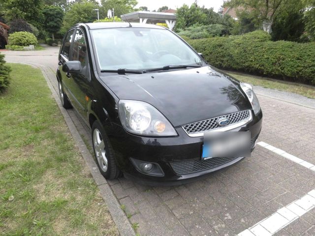 Ford Fiesta Ghia 1.4 16V 80 PS TÜV 10/26 K...