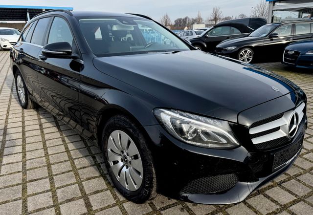 Mercedes-Benz C 220d LED|AHK|SHZ|Navi|Park|Temp.|BT