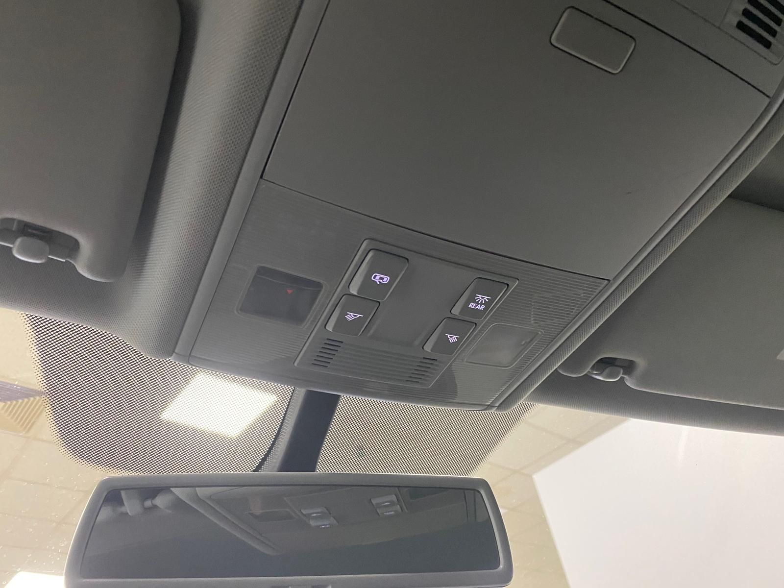 Fahrzeugabbildung Volkswagen Golf 1.2 TSI Lounge BMT+ PDC V&H+SITZHEIZ+KLIMA+