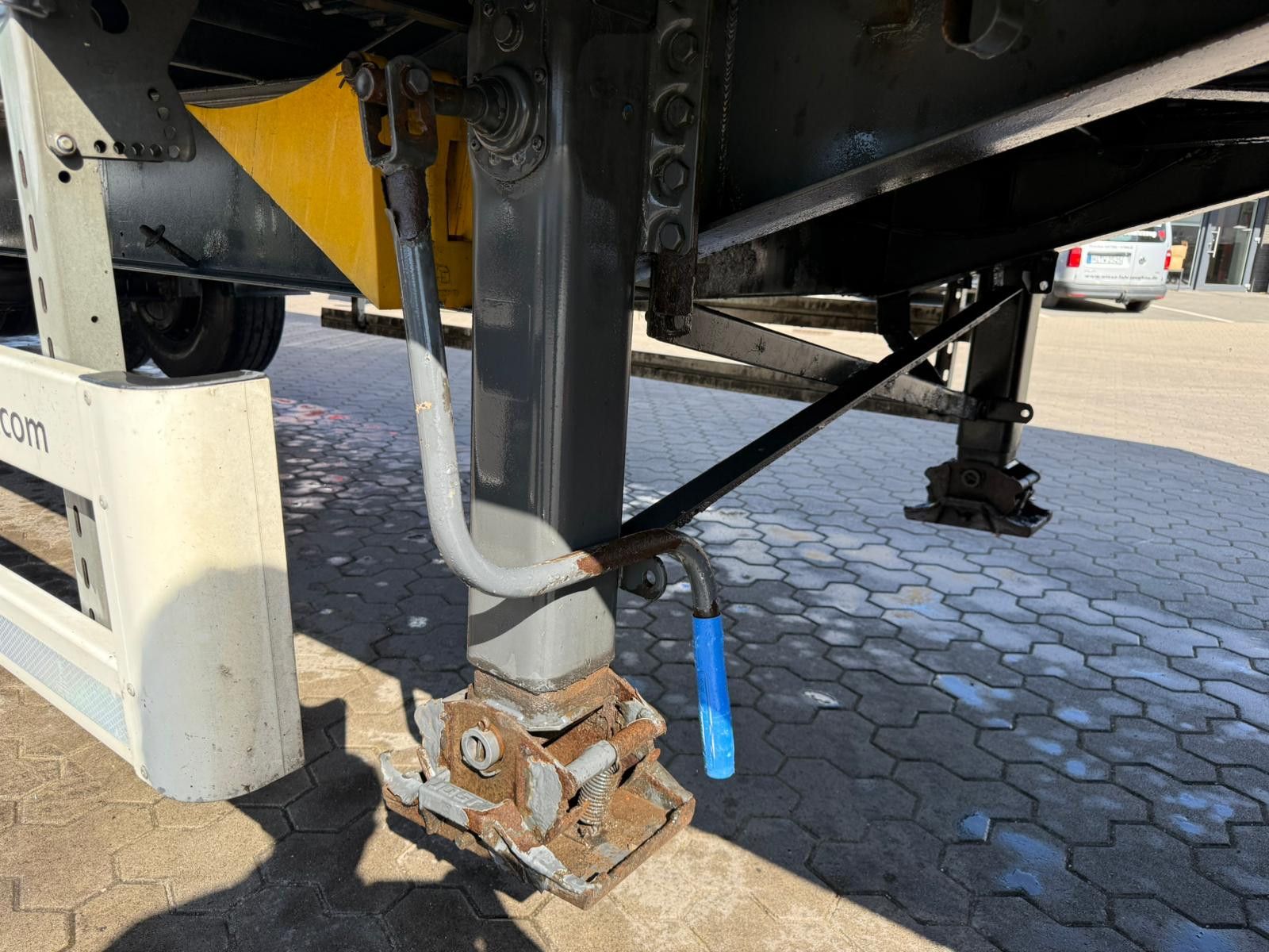 Fahrzeugabbildung Reisch Schubboden 92m³ 1+3 Achse liftbar TÜV Neu
