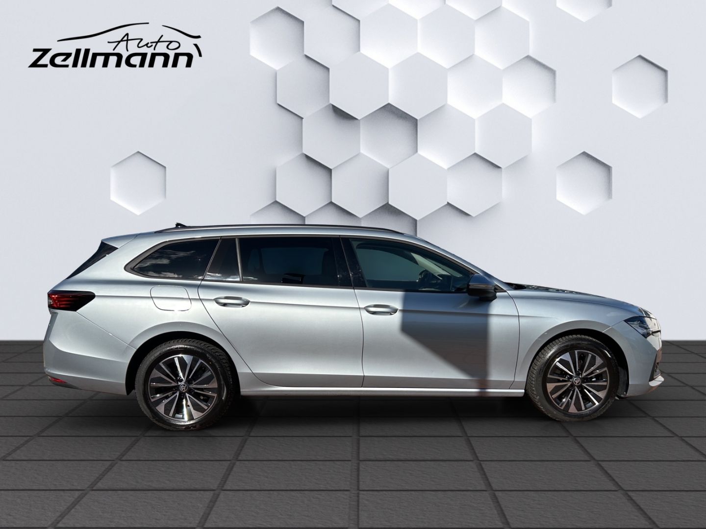 Superb Combi 2.0 TDI DSG 110kW LED AHZV Sitzheiz