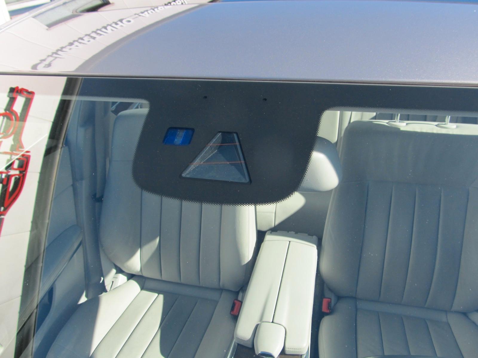 Mercedes-Benz E 300 E Limousine E 300 BlueTec-1.Hd-Leder-Navi