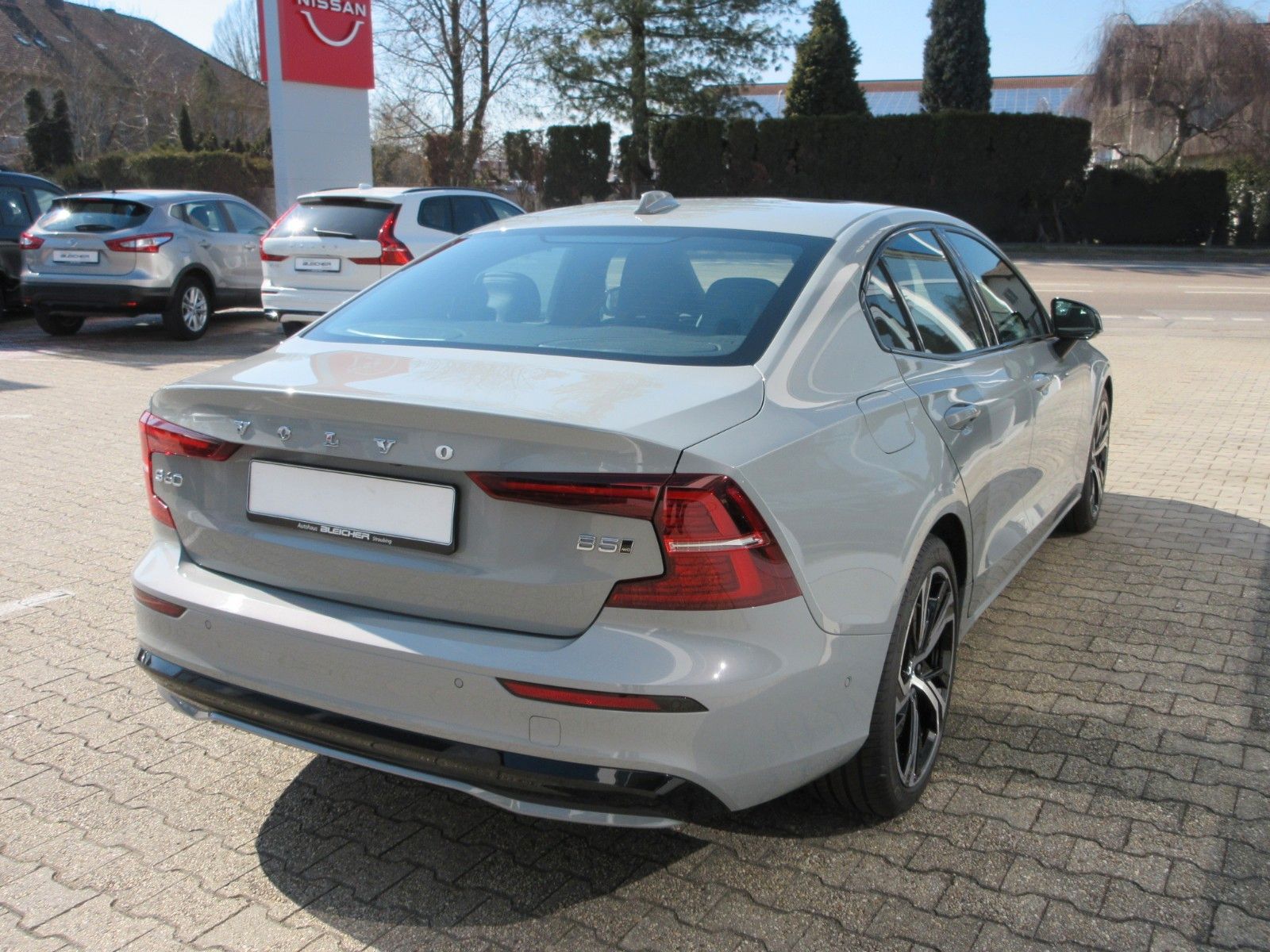 Fahrzeugabbildung Volvo S60 Lim. Ultimate Dark AWD