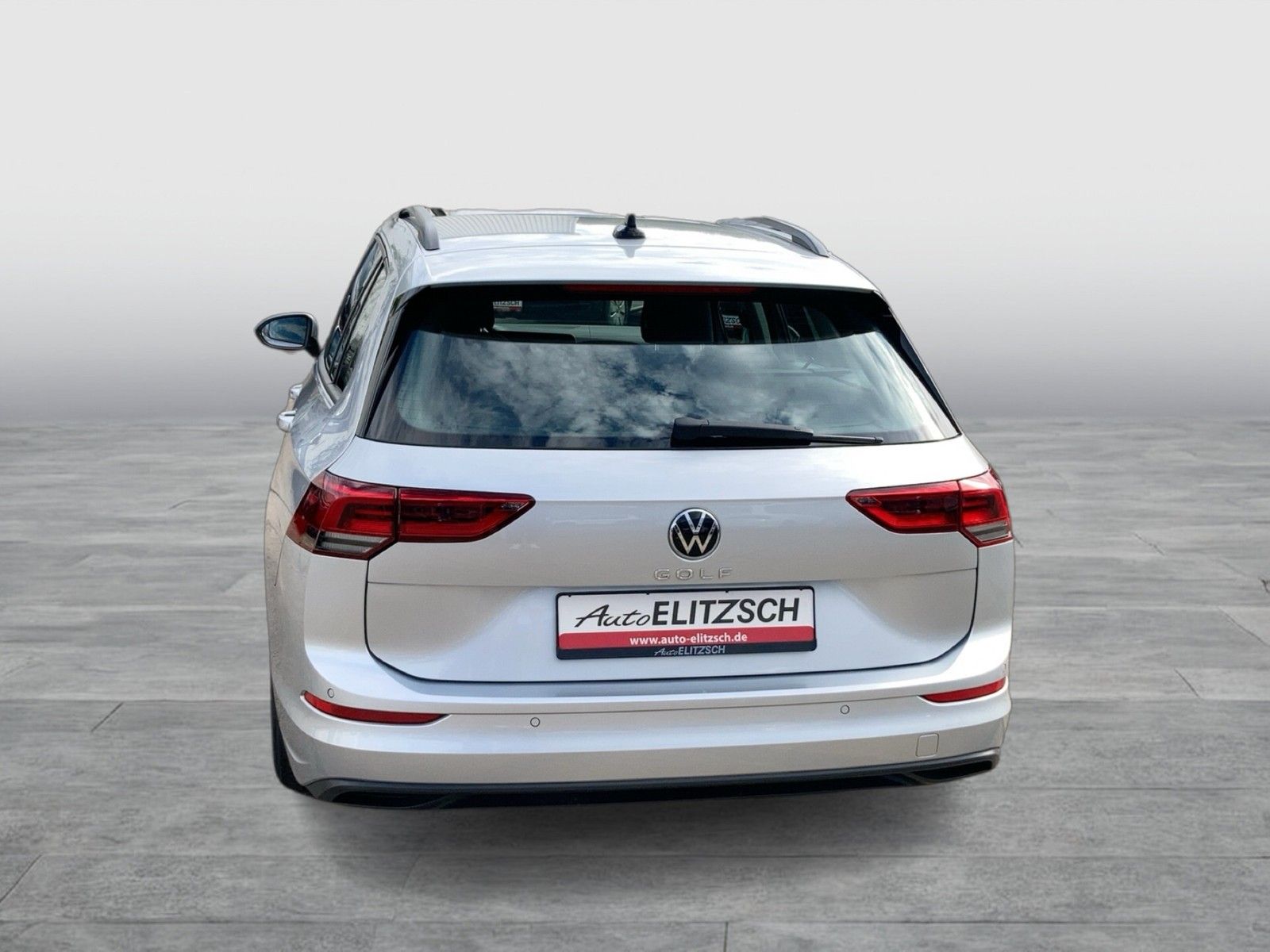 Fahrzeugabbildung Volkswagen Golf VIII Variant TSI Life LED Navi AID ACC PDC