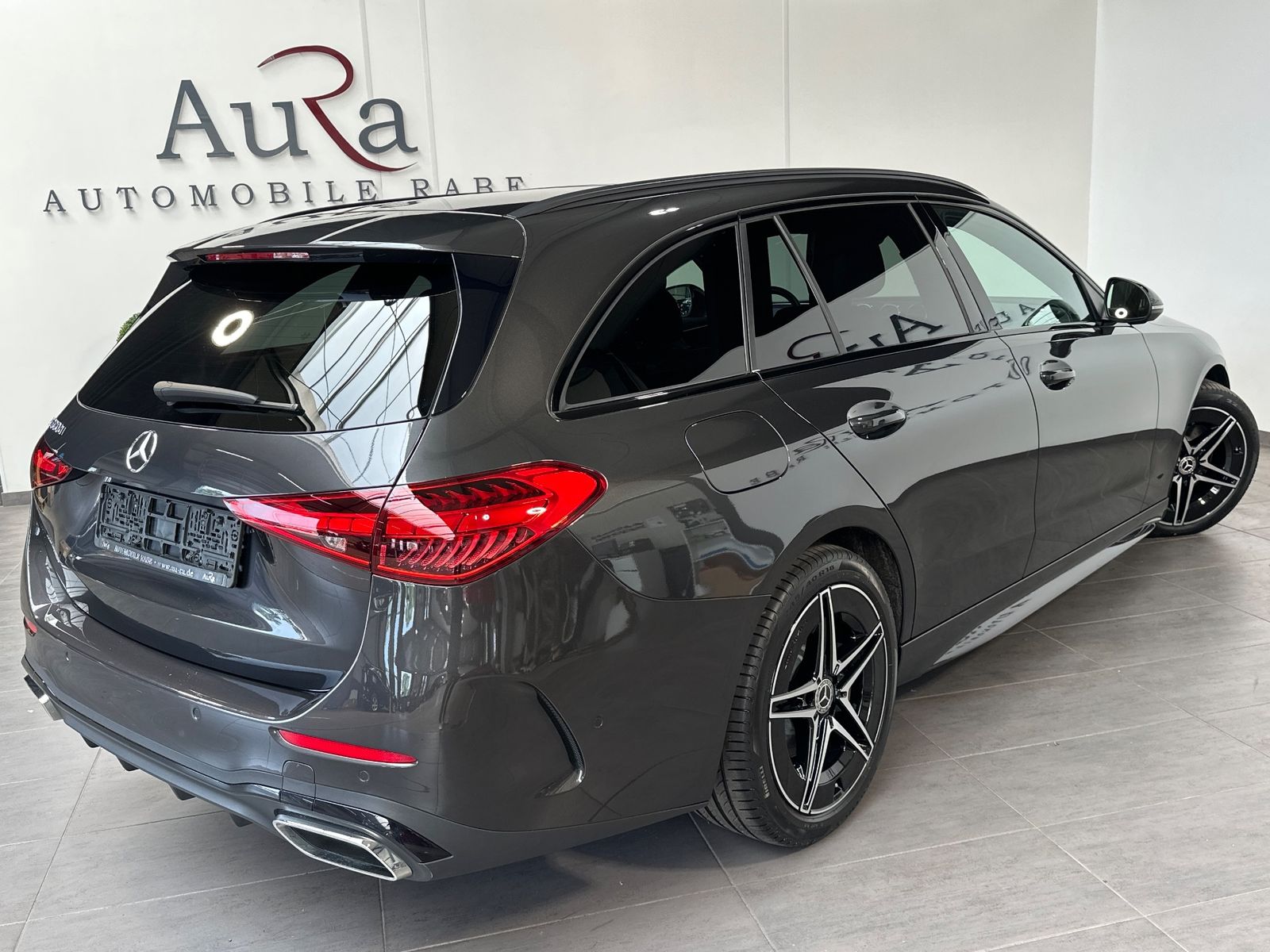Fahrzeugabbildung Mercedes-Benz C 300d T AMG Line NAV+LED+VCOCK+LEDER+18ZO+ALARM