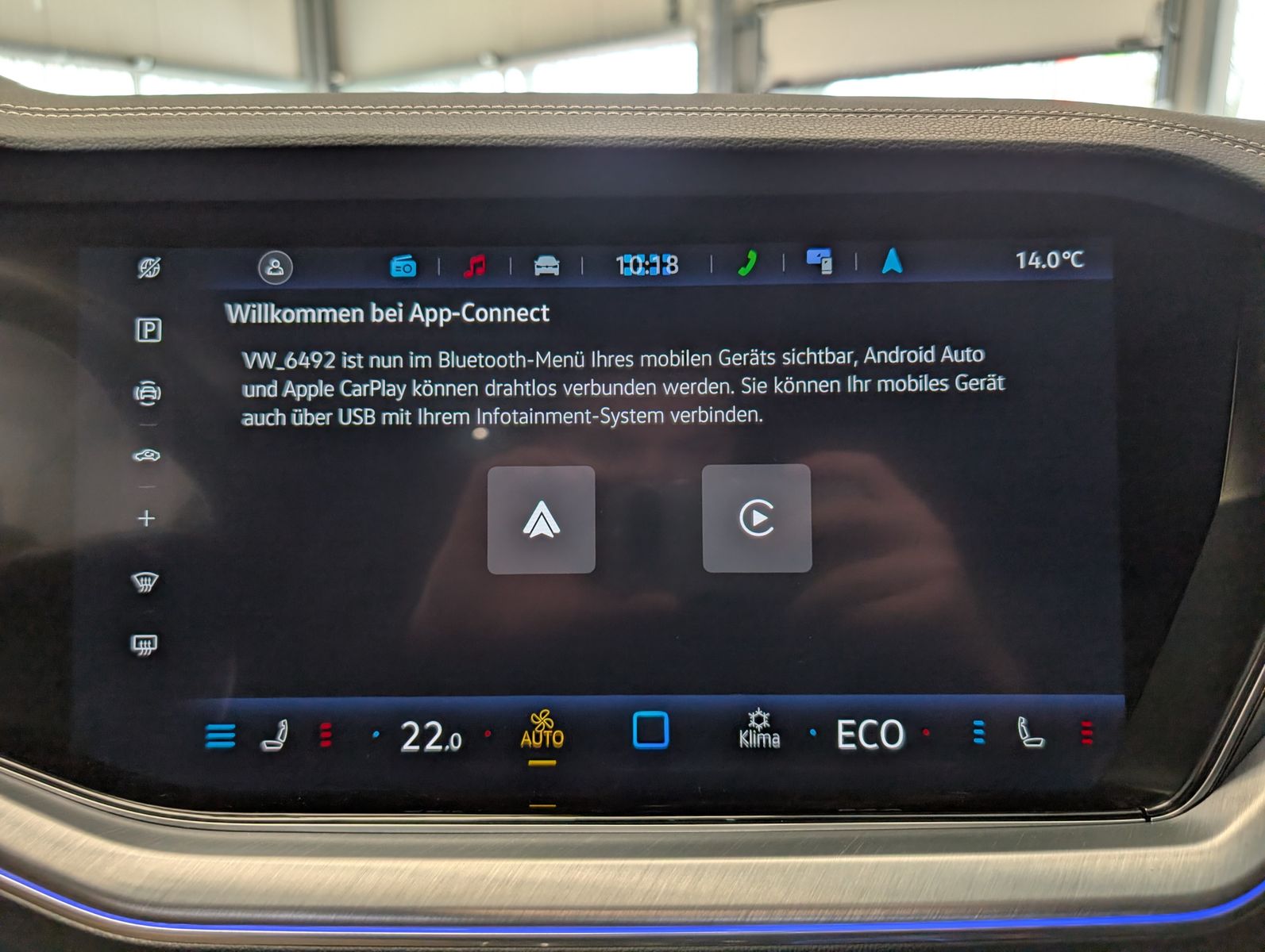 Fahrzeugabbildung Volkswagen Touareg 3.0TDI 4M R-Line VOLL Black 22" UPE 114T