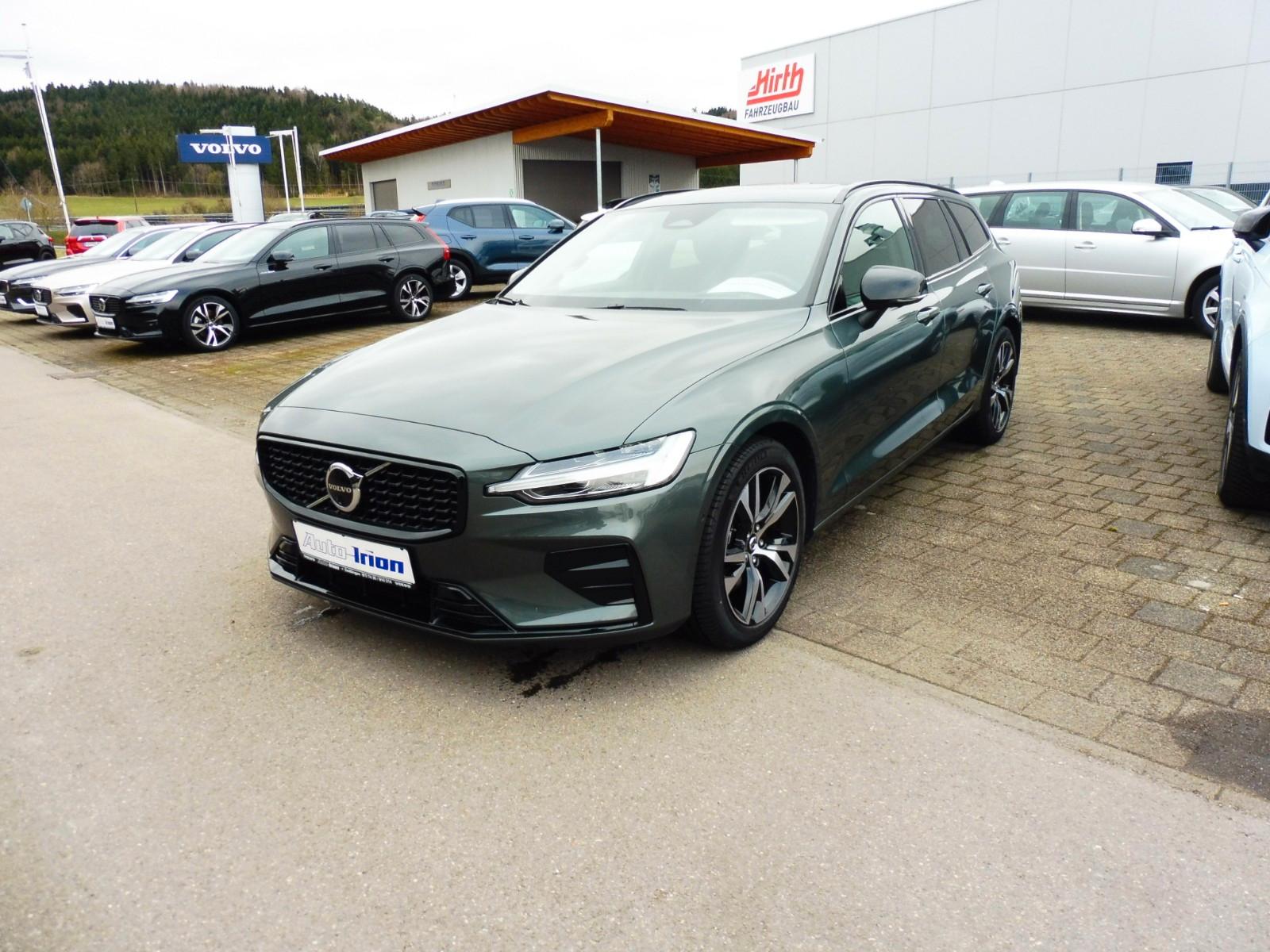 Volvo V60 B4 Kombi Plus Dark