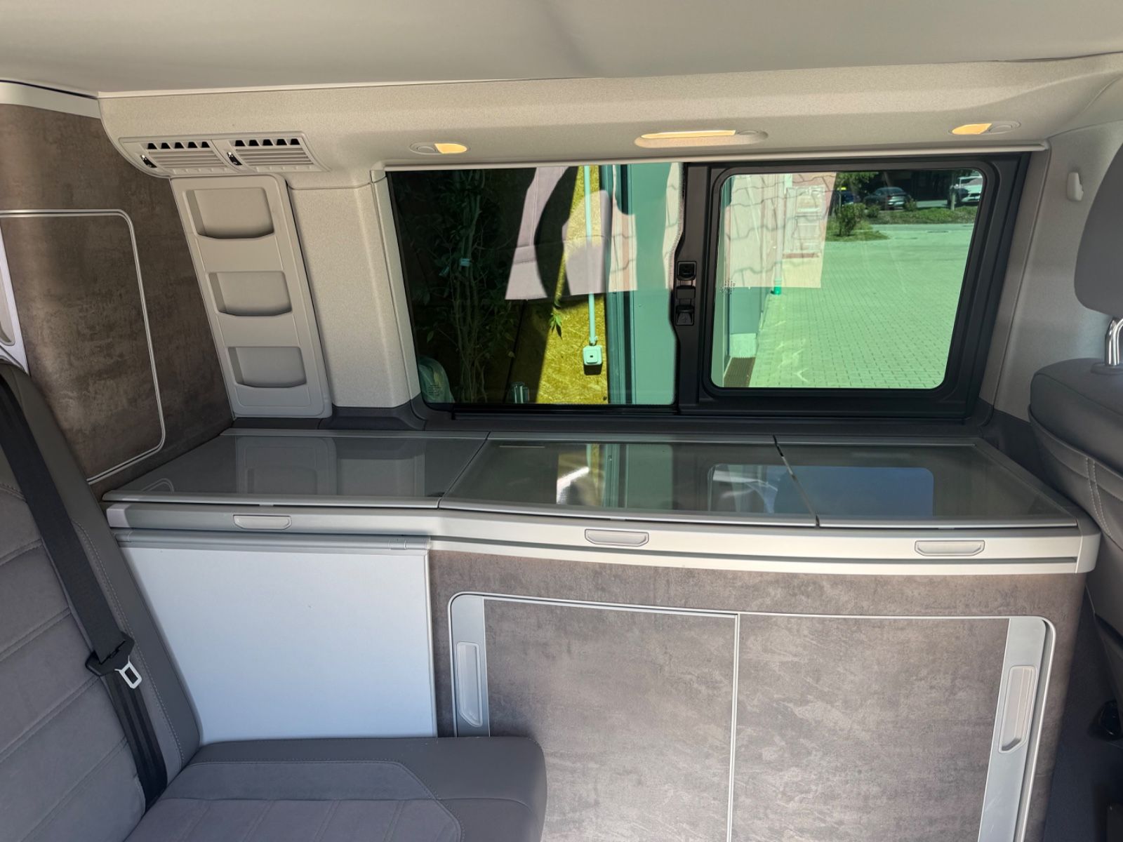 Volkswagen T6 California Vollstausstattung foto 3