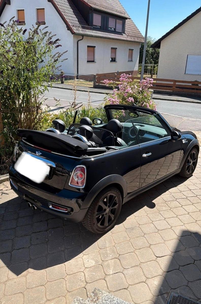 MINI Cooper S Cabrio Navi Leder Keyless Harman Kardon